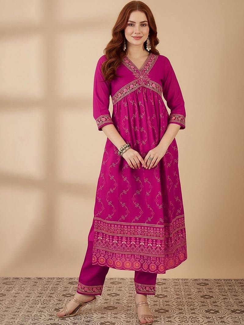 women ethnic motifs printed empire kurta with trousers