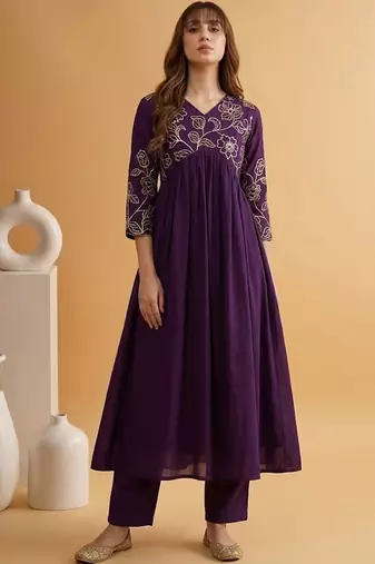 embroidered poly crepe v-neck kurta & trousers