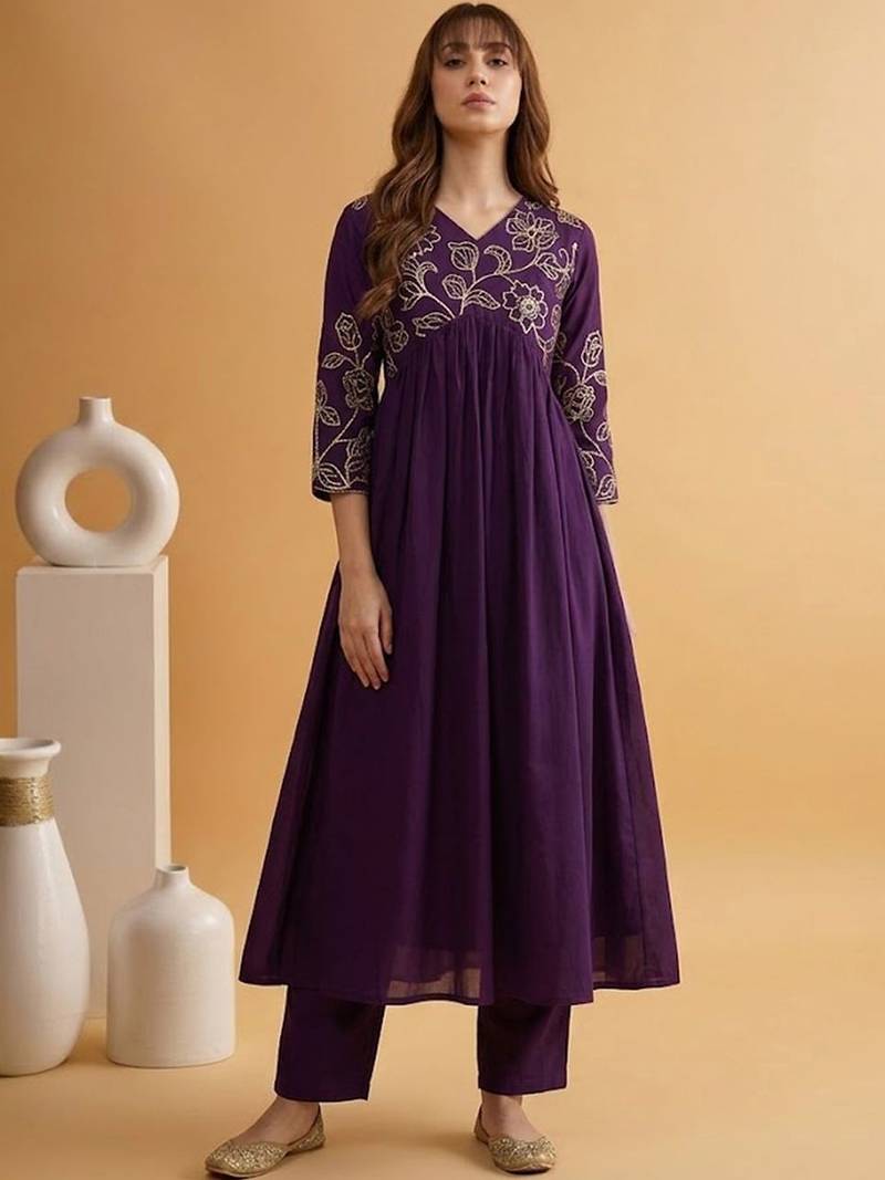embroidered poly crepe v-neck kurta & trousers