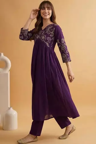 embroidered poly crepe v-neck kurta & trousers