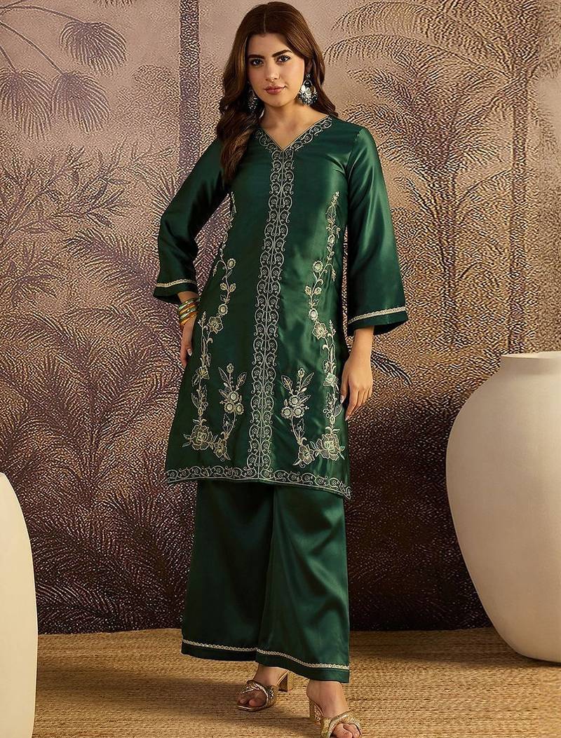 embroidered straight kurta & trousers