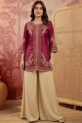 embroidered round neck kurta & palazzos kurta set