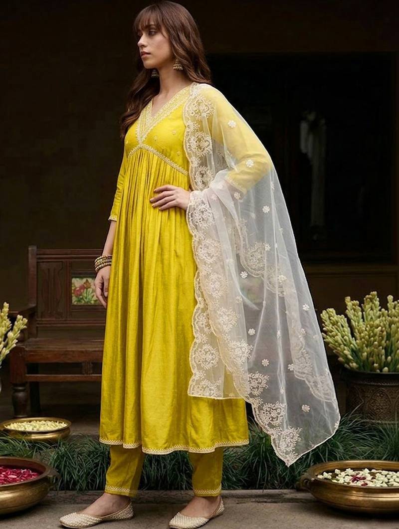 embroidered v-neck kurta & trousers with dupatta