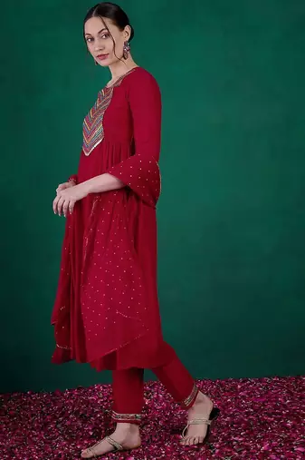 floral embroidered sequinned kurta with trousers & dupatta
