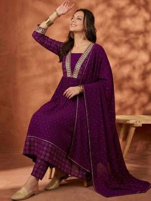 women embroidered  v-neck kurta with trousers & dupatta 5