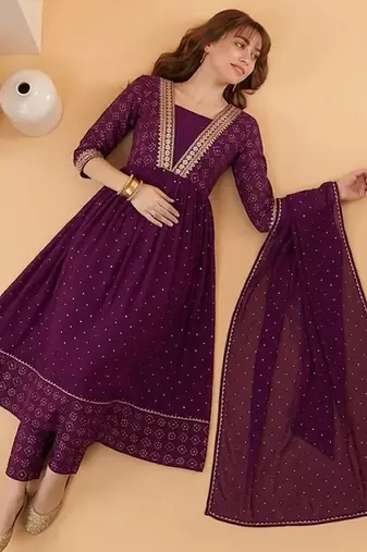 zari sequence embroidered v-neck kurta & trousers with dupatta