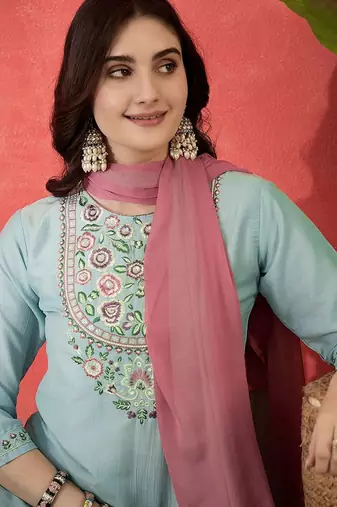 floral embroidered round neck sequinned straight kurta trousers & dupatta