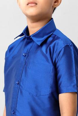 blue solid cotton short sleeve shirt for boys 2