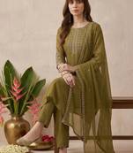 embroidered round neck kurta & trousers with dupatta
