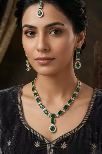 Green color necklace set with earrings and maang tikka     agate stone, antique gold plating