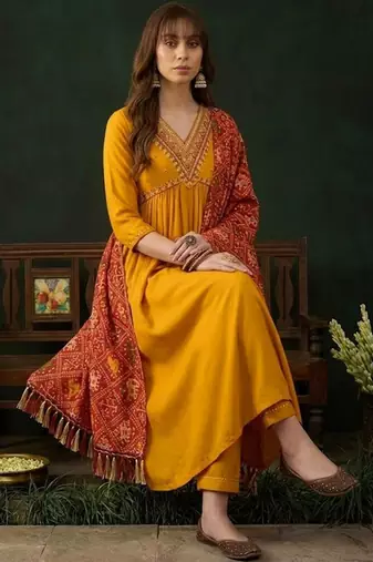 zari embroidered v-neck kurta & trousers with dupatta
