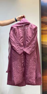 Mauve colour mal chanderi mirror work kurta palazzo set with organza dupatta 2