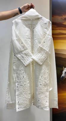 Off white colour mal chanderi mirror work kurta palazzo set with organza dupatta 2