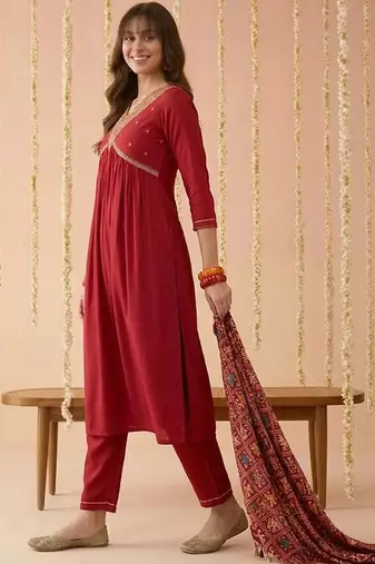 embroidered v-neck kurta & trousers with dupatta