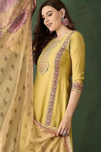 floral embroidered sequinned straight kurta & trouser with dupatta