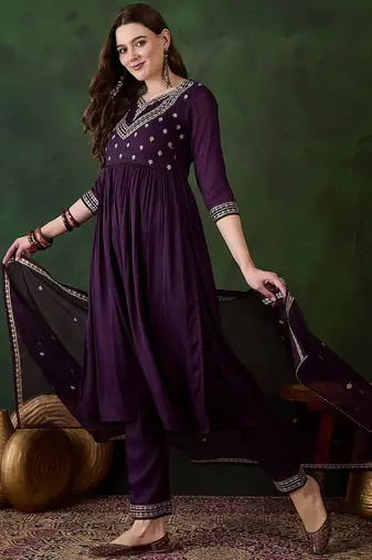 purple floral embroidered zari kurta with trousers & dupatta