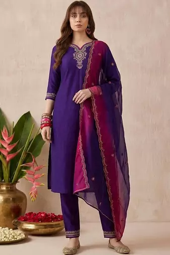 embroidered sweetheart neck kurta & trousers with dupatta