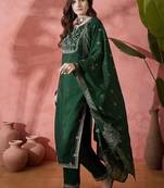 floral embroidered straight kurta with trouser and dupatta