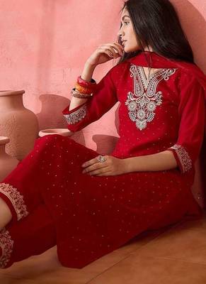 embroidered v-neck  kurta sets 2