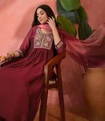 women ethnic motifs embroidered kurta with trousers & dupatta