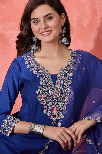 women embroidered zari mirror work kurta pant with dupatta set