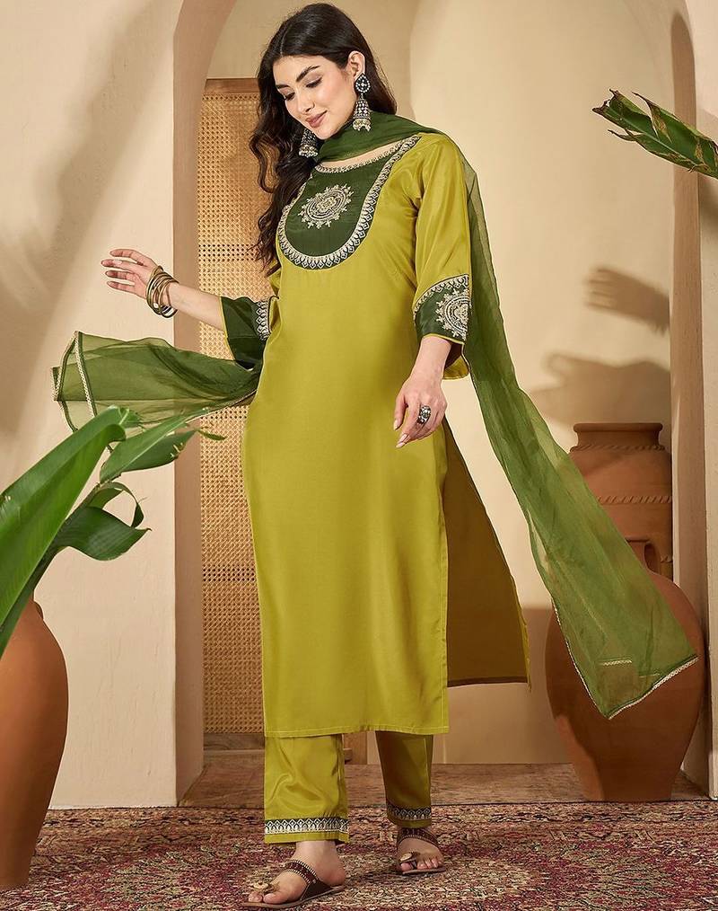 women woven design kurta with trousers & dupatta