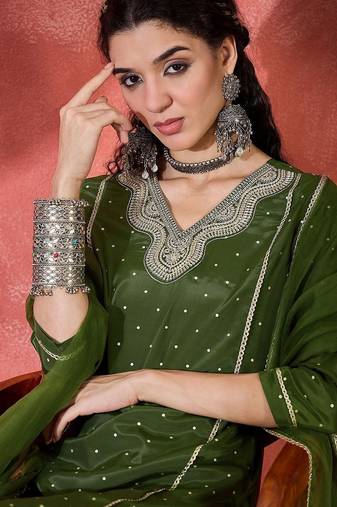 women embroidered straight kurta with trousers & dupatta