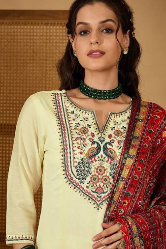 women ethnic motifs thread work kurta with trousers & with dupatta
