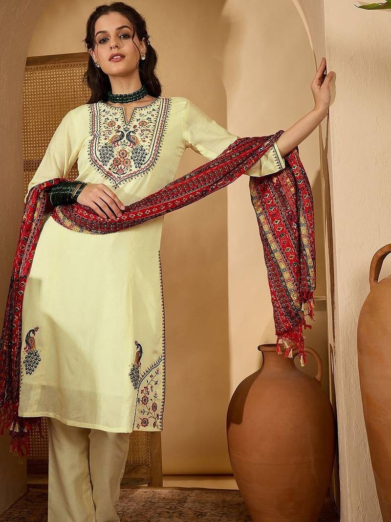 women ethnic motifs thread work kurta with trousers & with dupatta