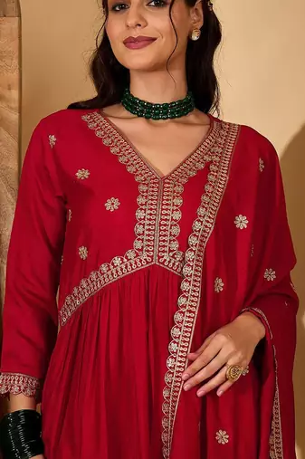 women floral printed a-line kurta with pyjamas & dupatta