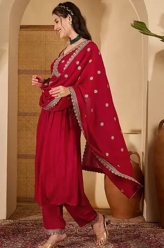women floral printed a-line kurta with pyjamas & dupatta