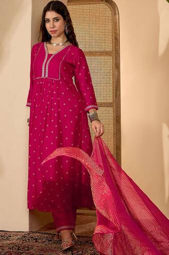 women pink kurta sets