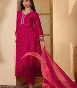 women pink kurta sets