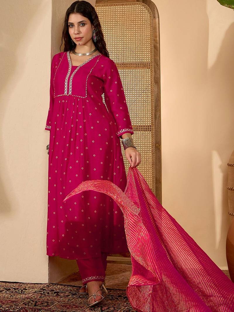 women pink kurta sets