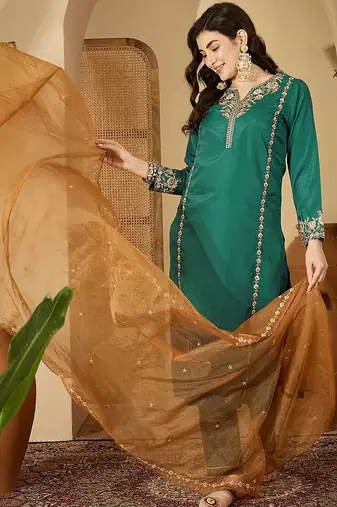 women ethnic motifs embroidered regular thread work kurta with trousers & with dupatta