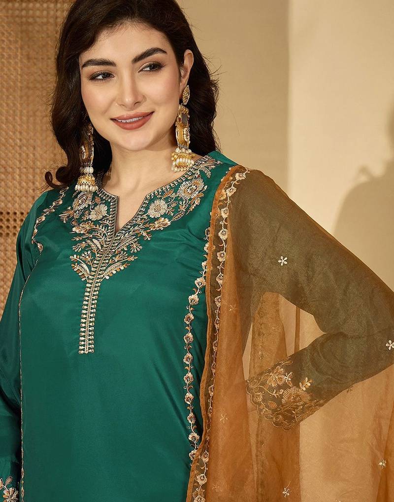 women ethnic motifs embroidered regular thread work kurta with trousers & with dupatta