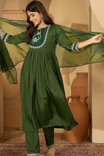 ethnic motifs embroidered pleated thread work kurta with palazzos & dupatta