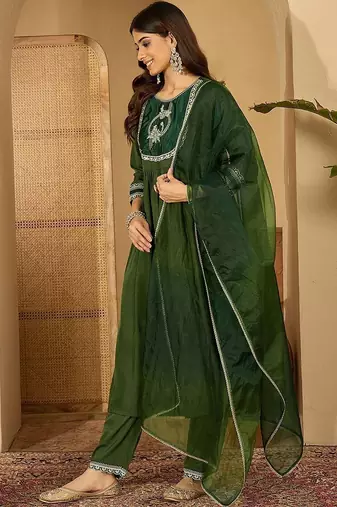 ethnic motifs embroidered pleated thread work kurta with palazzos & dupatta