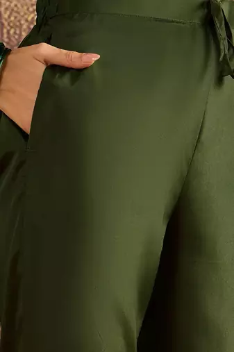 floral embroidered round neck thread work kurta with trousers & dupatta