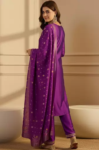 embroidered round neck kurta and trousers with dupatta set