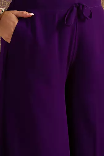 embroidered v-neck a-line kurti & palazzos with dupatta
