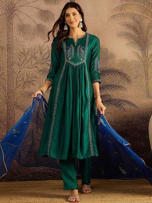 embroidered round neck straight kurta & trousers with dupatta 1