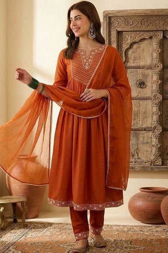 women embroidered round neck kurta with trousers & dupatta