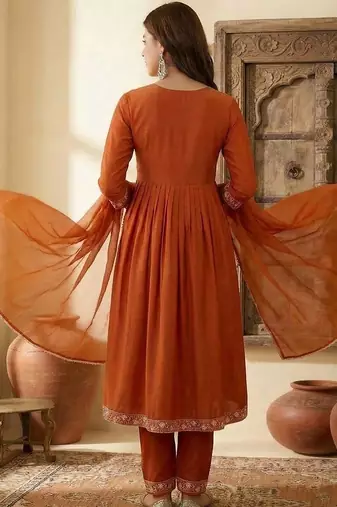 women embroidered round neck kurta with trousers & dupatta