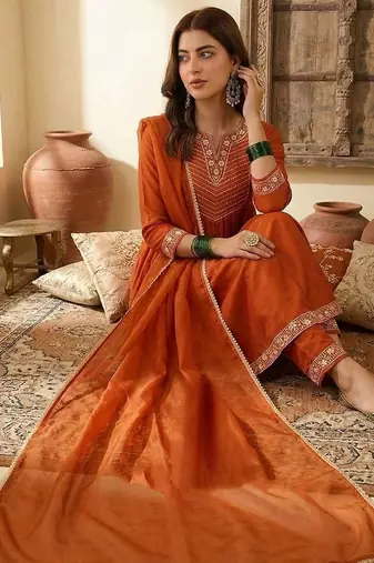 women embroidered round neck kurta with trousers & dupatta