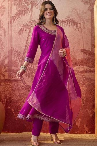 embroidered round neck  kurta trousers & dupatta