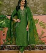 embroidered v-neck kurta & trousers kurta set