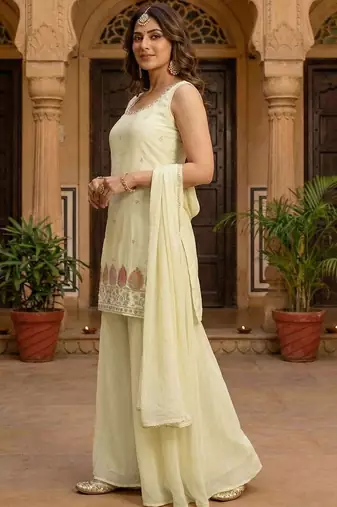 embroidered square neck kurta palazzos & dupatta