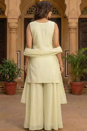 embroidered square neck kurta palazzos & dupatta