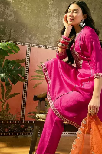 embroidered  v-neck  kurta sets
